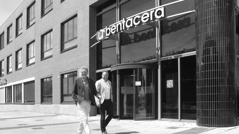 Bentacera-case
